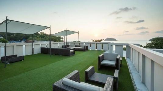 Kata Beachwalk and Bungalows - 8