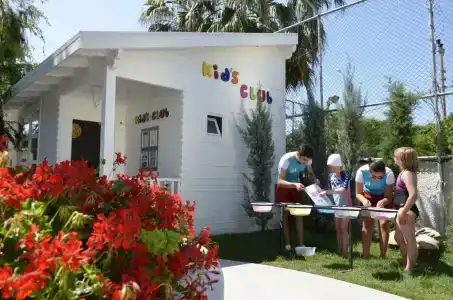 Side Resort Annex - 31