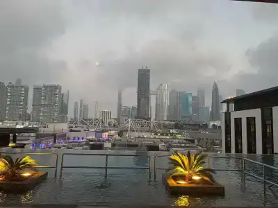 La Ville & Suites CITY WALK Dubai, Autograph Collection - 11
