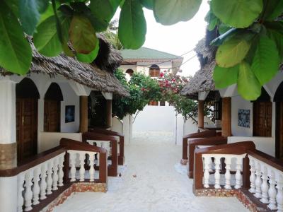 Jambiani White Sands Bungalows - 19