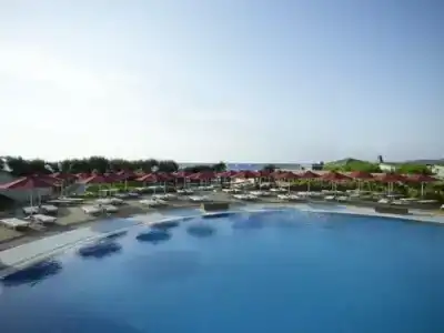 Esperos Mare Resort - 9