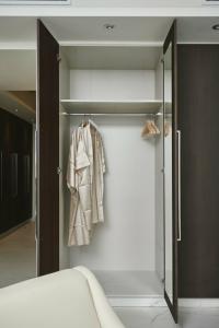 The King Jason Paphos - Designed for Adults by Louiss - 38