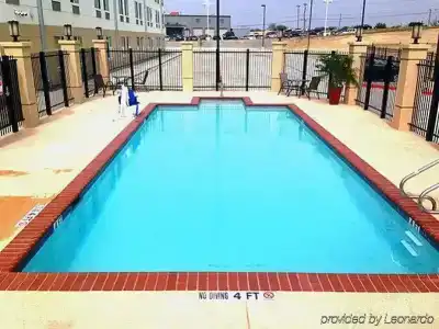 Motel 6-Laredo, TX - Airport - 5