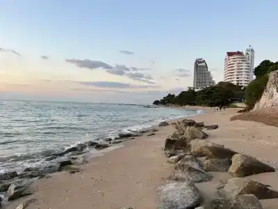 A-One Pattaya Beach Resort - 2