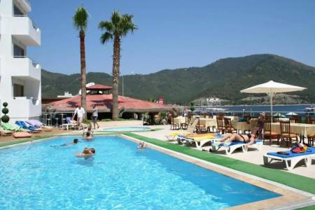 MARBAS SELECT BEACH , Adult Only 14 Plus - 51
