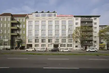 Axel TWO Berlin - Adults Only - 7