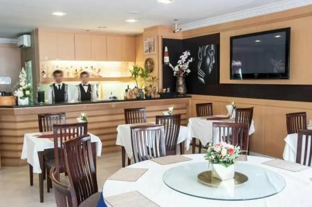 Metro Point Bangkok - 44