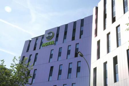 B&B Paris Porte des Lilas - 74