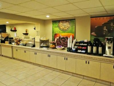 La Quinta Inn by Wyndham Cocoa Beach-Port Canaveral - 7