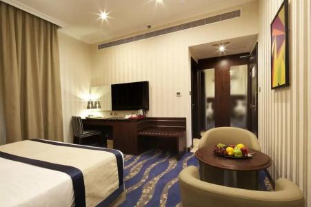 Raviz Center Point - 92