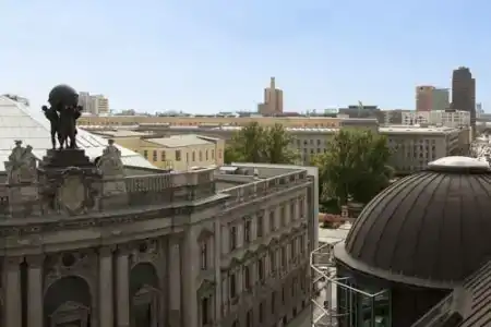 NH Collection Berlin Mitte am Checkpoint Charlie - 4