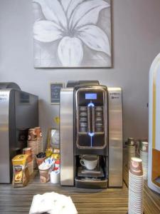 Best Western Premier Roosevelt - 18