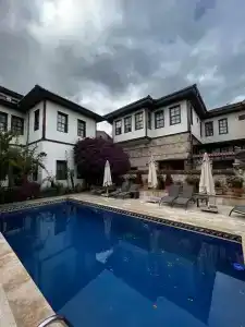 Tuvana - 53