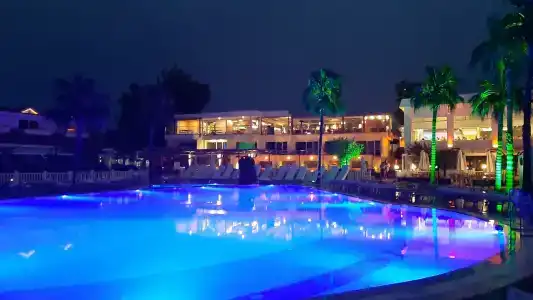 Flora Garden BEACH - Couples Concept - Adults over 16 Only - 72