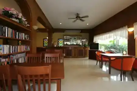 Sabai Inn - 89