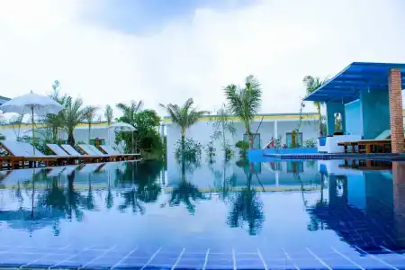 Long Set Resort