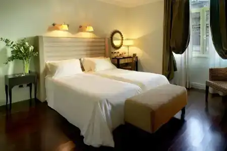 Sina Bernini Bristol, Autograph Collection - 76