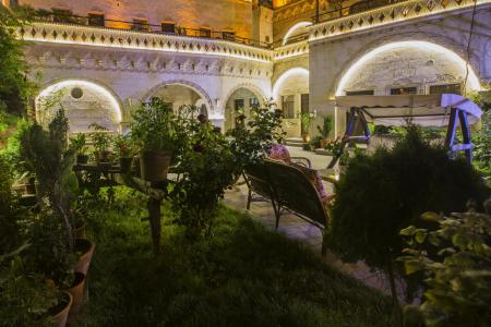 Roma Cave Suite - 54