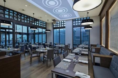 Hilton Garden Inn Izmir Bayrakli - 39