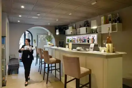 Best Western Plus La Corniche - 98