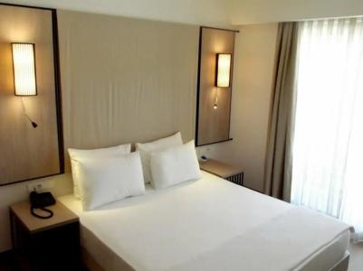 LIV by Bellazure - 33