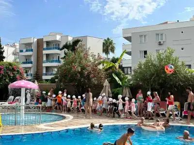 Blue Wave Suite - 67