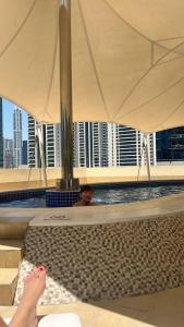 Oaks Liwa Heights Suites - 10