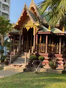 Pattaya Park Beach Resort - 11