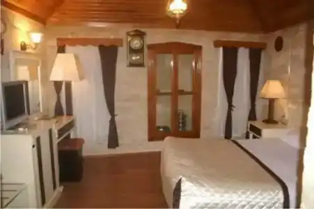 Zeynep Hanim Konagi - 82