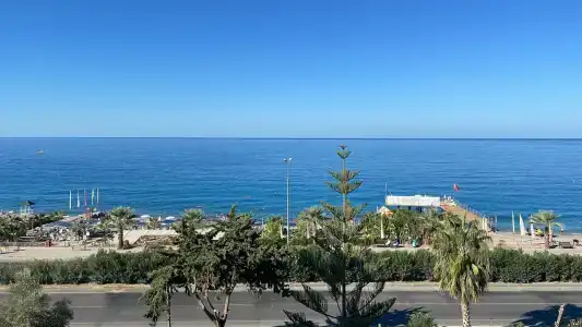 First Class - All Inclusive - 73