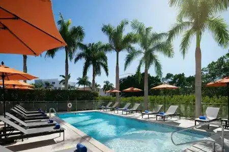 Four Points by Sheraton - 60