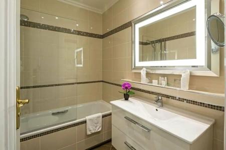 Hôtel Regina Louvre - 98