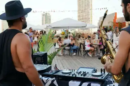 Selina Tel Aviv Beach - 14