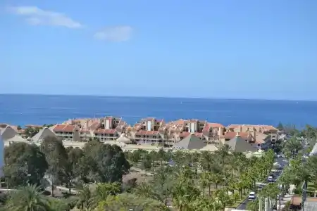 Zentral Center - Adults only - 75