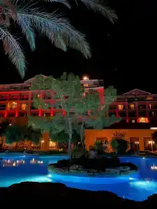 Amara Luxury Resort & Villas - 45