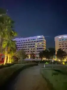 Jumeira Rotana - 11