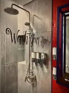 Hampton by Hilton Dubai Al Seef - 40