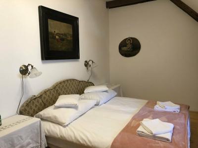 The Houses of History - anno 1830 - 69