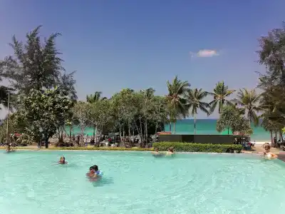 Four Points by Sheraton Phuket Patong Beach Resort - 86