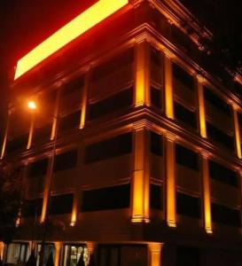 GOLAZ SUIT OTEL - 38