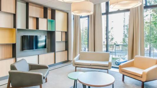 B&B Paris Porte des Lilas - 9