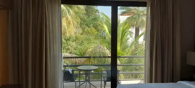 Dubai Marine Beach Resort & Spa - 24