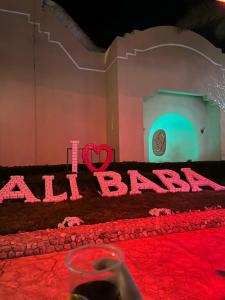 Ali Baba Palace -Families and Couples Only- - 75