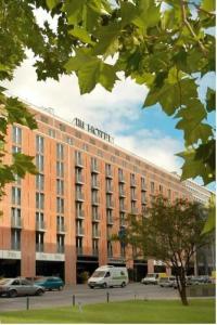 NH Collection Berlin Mitte am Checkpoint Charlie - 29