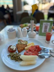 Ibis Styles Dubai Jumeira - 15