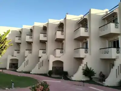Ivy Cyrene Island Resort - 8