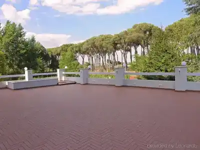 Pinewood Rome - 11