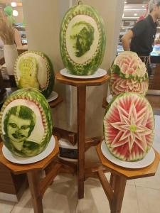 Ambassador Plaza - 94