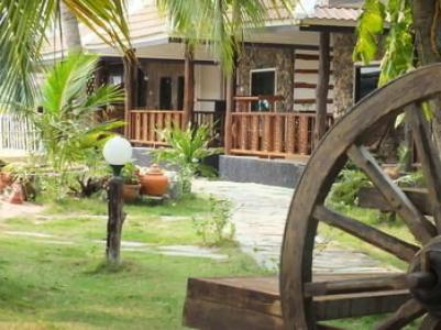 First Villa Beach Resort - 17