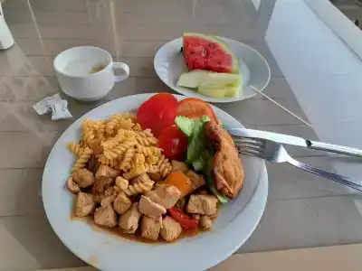 Kleopatra Melissa - 33